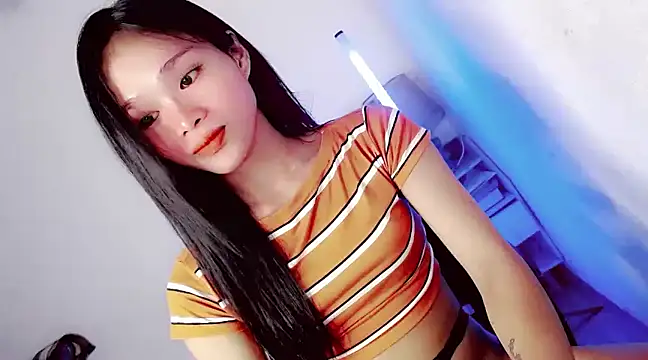 amomentoflust69 online show from 18, 1, 2025