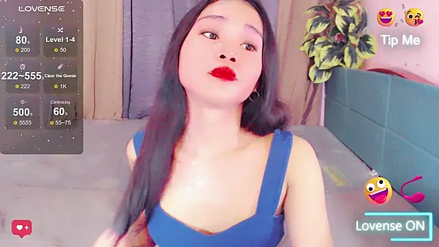 amomentoflust69 online show from 4, 4, 2026