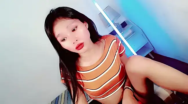 amomentoflust69 online show from 16, 3, 2025