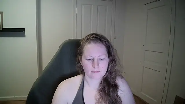 Girlnina-1995 online show from 3, 3, 2025