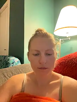 Girlnina-1995 online show from 24, 10, 2025