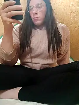 Snapshot of TopicalBazar chatting on 8, 12, 2024 TopicalBazar online show from 8, 12, 2024