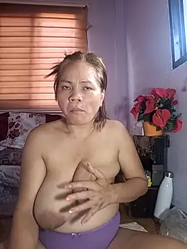 hotbabes163 online show from 22, 9, 2025