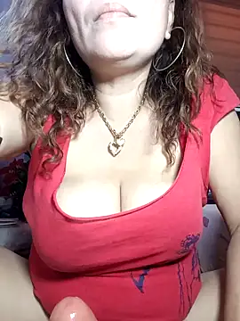 hotbabes163 online show from 5, 5, 2026