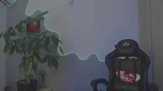 LauPolett online show from 18, 4, 2026