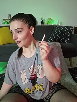 AryaSummersReal online show from 5, 7, 2026