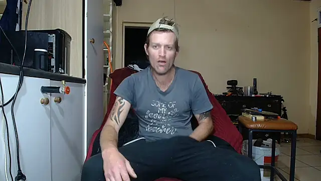 Snapshot of the-billy-blue chatting on 8, 6, 2026 the-billy-blue online show from 8, 6, 2026