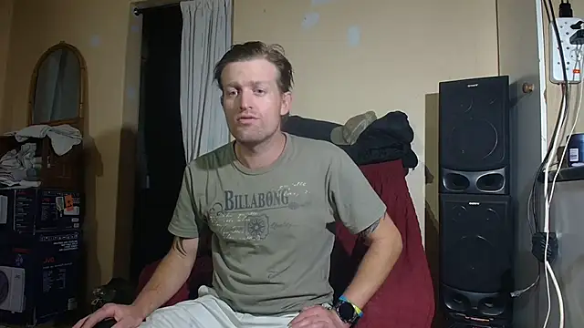 Snapshot of the-billy-blue chatting on 18, 6, 2026 the-billy-blue online show from 18, 6, 2026