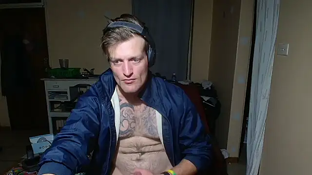 Snapshot of the-billy-blue chatting on 17, 7, 2026 the-billy-blue online show from 17, 7, 2026