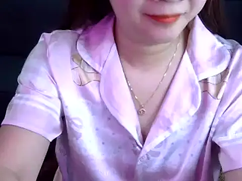 Snapshot of Bee_2k chatting on 3, 2, 2026 Bee 2k online show from 3, 2, 2026