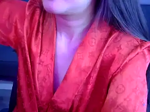 Snapshot of Bee_2k chatting on 10, 7, 2026 Bee 2k online show from 10, 7, 2026