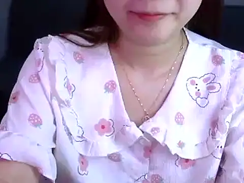 Snapshot of Bee_2k chatting on 10, 2, 2026 Bee 2k online show from 10, 2, 2026