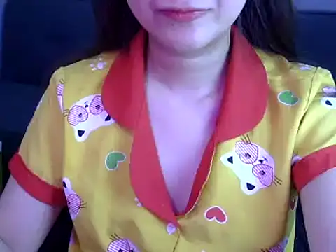 Bee 2k online show from 12, 5, 2026