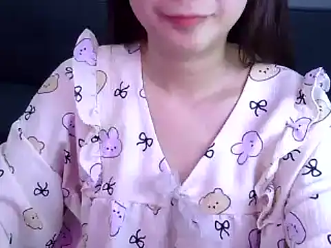 Snapshot of Bee_2k chatting on 17, 7, 2026 Bee 2k online show from 17, 7, 2026