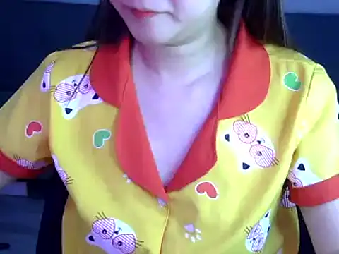 Bee 2k online show from 12, 11, 2025