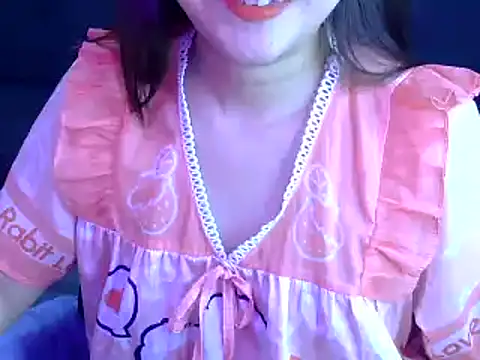 Bee 2k online show from 9, 10, 2025