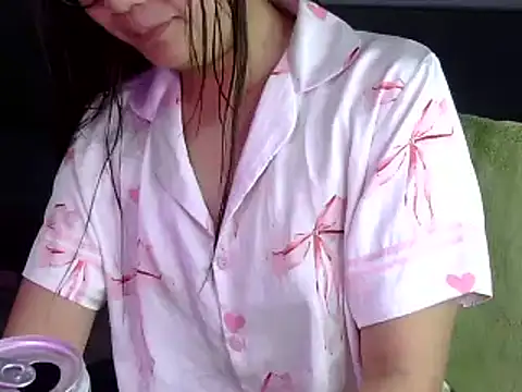 Bee 2k online show from 31, 10, 2025