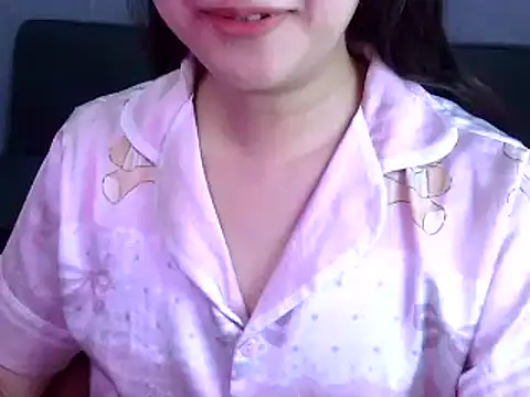 Snapshot of Bee_2k chatting on 13, 2, 2026 Bee 2k online show from 13, 2, 2026