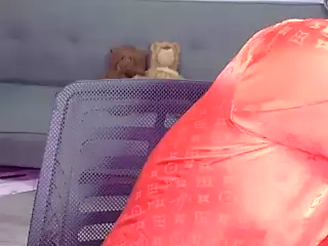 Bee 2k online show from 7, 10, 2025