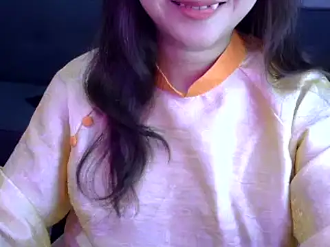 Snapshot of Bee_2k chatting on 25, 2, 2026 Bee 2k online show from 25, 2, 2026