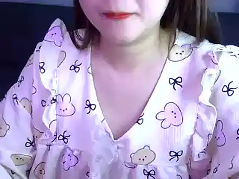 Bee 2k online show from 2, 12, 2025