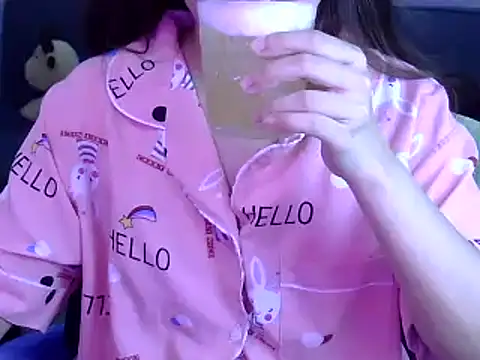 Bee 2k online show from 10, 4, 2026