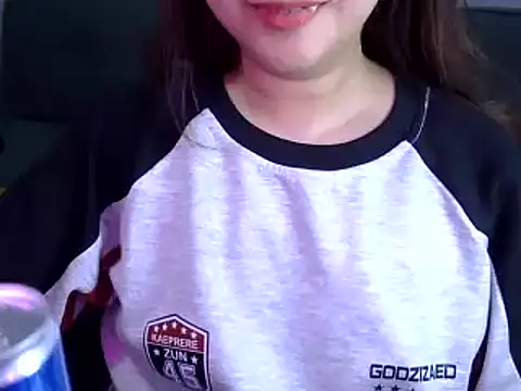 Bee 2k online show from 2, 4, 2026