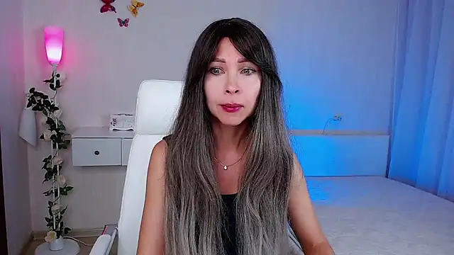 wendifoste online show from 24, 9, 2025