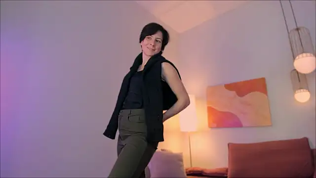 Snapshot of LorenDaze chatting on 2, 12, 2025 LorenDaze online show from 2, 12, 2025