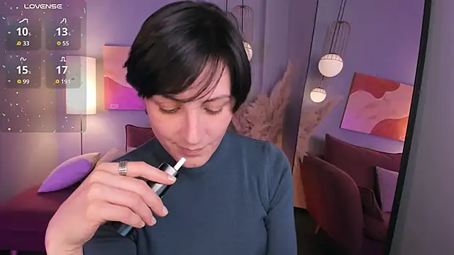 LorenDaze online show from 8, 5, 2026