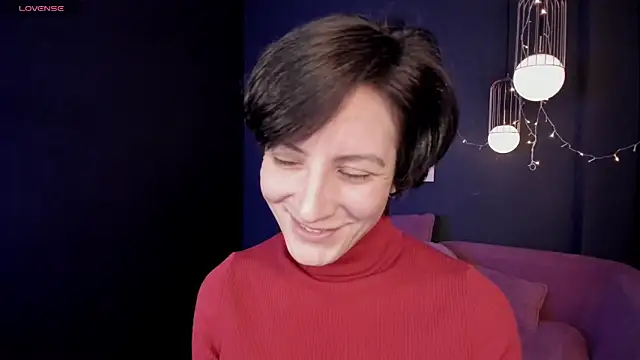 Snapshot of LorenDaze chatting on 19, 2, 2025 LorenDaze online show from 19, 2, 2025