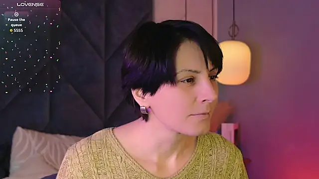 LorenDaze online show from 15, 4, 2026