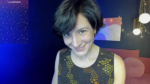 Snapshot of LorenDaze chatting on 22, 2, 2025 LorenDaze online show from 22, 2, 2025