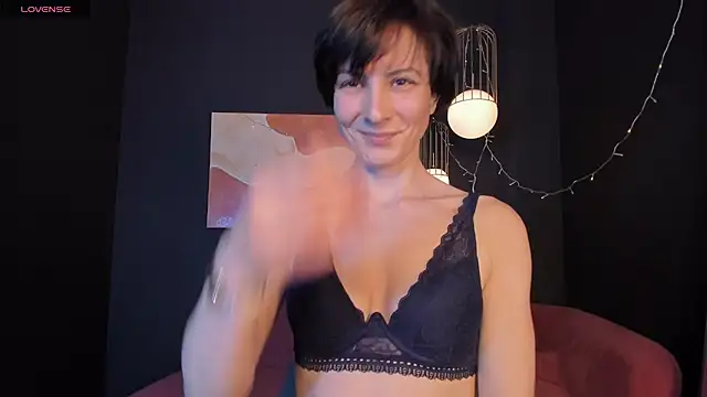 Snapshot of LorenDaze chatting on 12, 2, 2025 LorenDaze online show from 12, 2, 2025