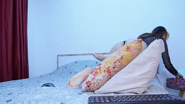 lola vlad online show from 26, 2, 2026