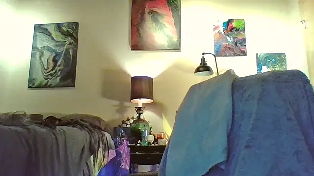 eatmeplease44 online show from 21, 10, 2025