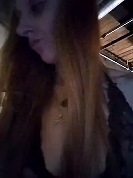 eatmeplease44 online show from 31, 10, 2025