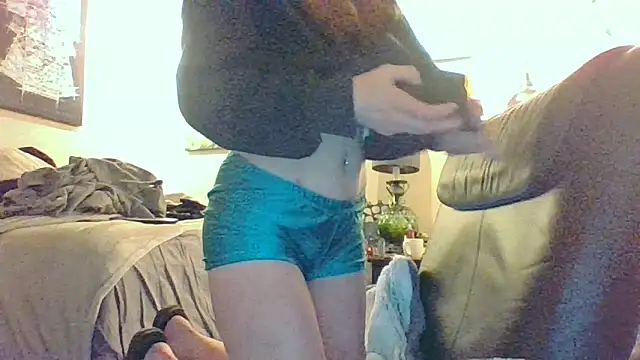 eatmeplease44 online show from 12, 11, 2025