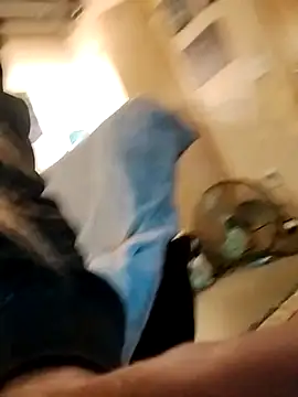 eatmeplease44 online show from 28, 9, 2025