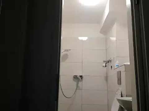 tamarapervert online show from 23, 1, 2025