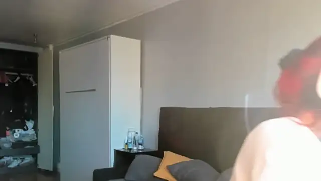 tamarapervert online show from 1, 12, 2025