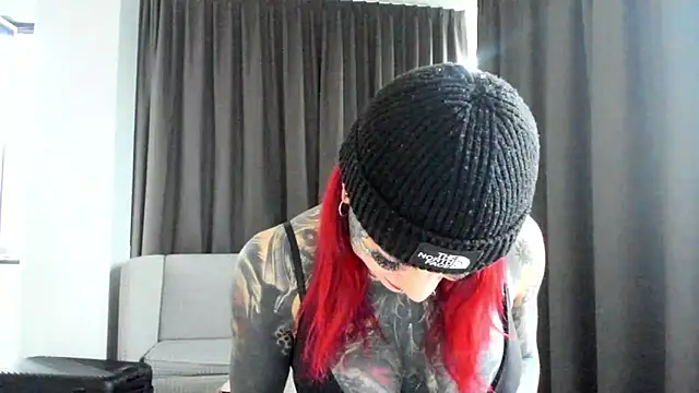 tamarapervert online show from 10, 3, 2025