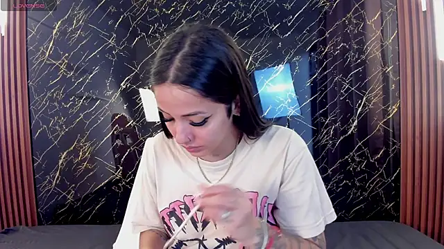 Tamara-evans online show from 20, 12, 2025