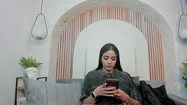 Tamara-evans online show from 27, 2, 2026