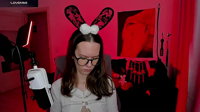 DivineBite online show from 18, 4, 2026