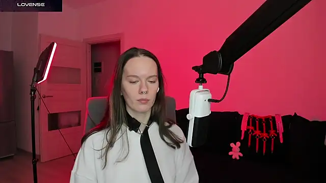 DivineBite online show from 9, 3, 2026