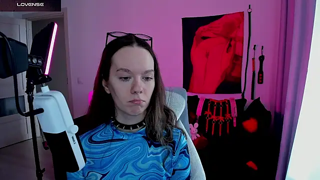 DivineBite online show from 7, 5, 2026