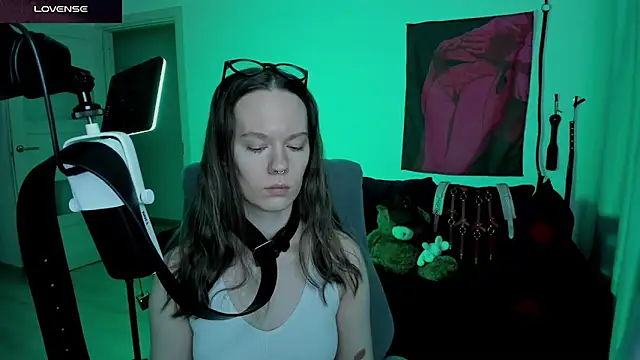 DivineBite online show from 23, 4, 2026