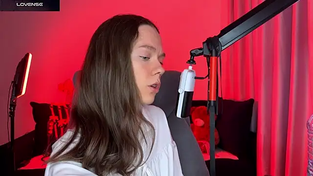 DivineBite online show from 18, 9, 2025