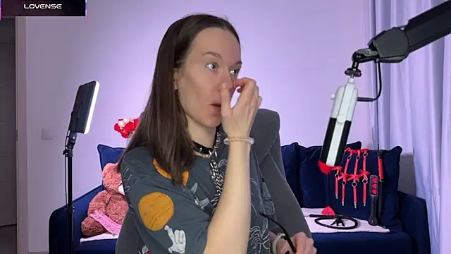 DivineBite online show from 21, 10, 2025